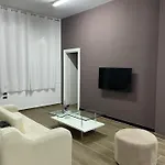 Gold Free Parking Apartment