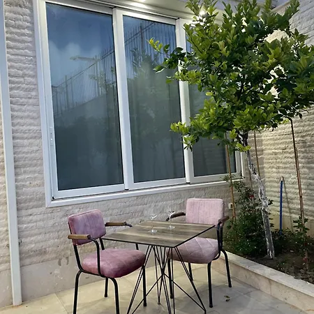 Gold Free Parking Apartment Vlorë