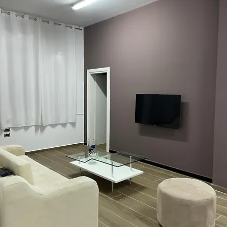 Gold Free Parking Apartament